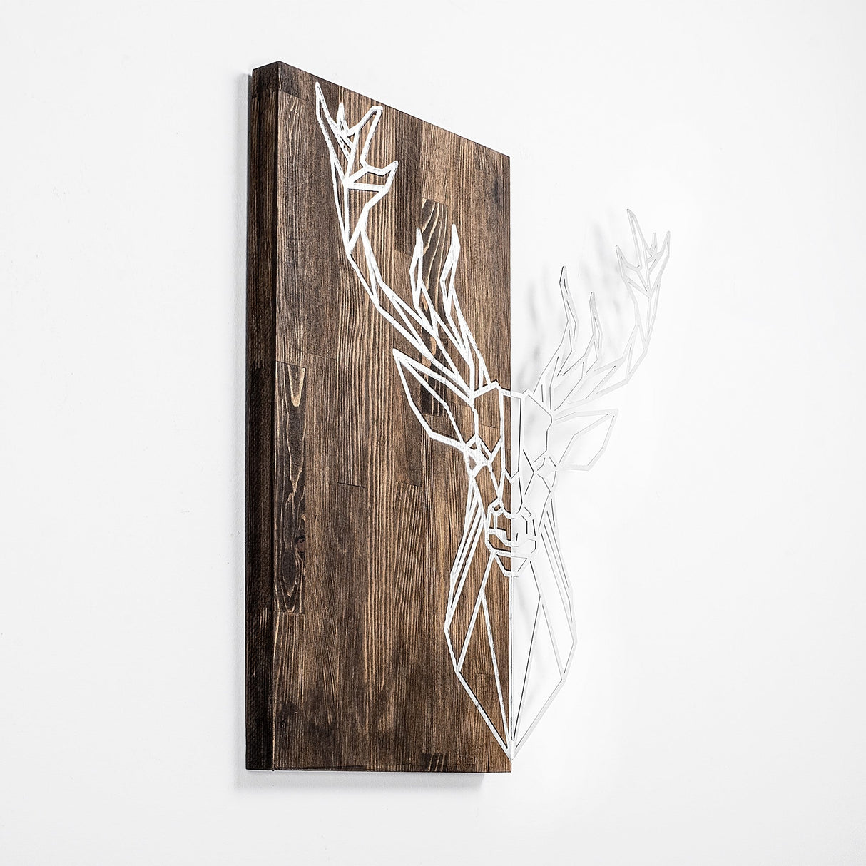 Decorațiune de perete din lemn Deer1, Diverse culori, 56x58x3 cm - Nuc - Argintiu | SKU: 899SKL2244 | Decorațiune de perete din lemn Deer1, 56x58x3 cm, varianta Nuc - Argintiu, produs pentru amenajarea locuinței, disponibil online în România la CasaMob