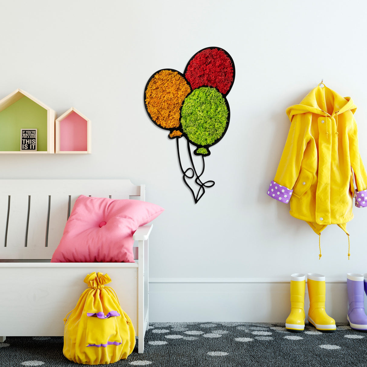 Decorațiune de perete din lemn Moss - Balloons, Roșu - Verde - Portocaliu, 62x36x1 cm