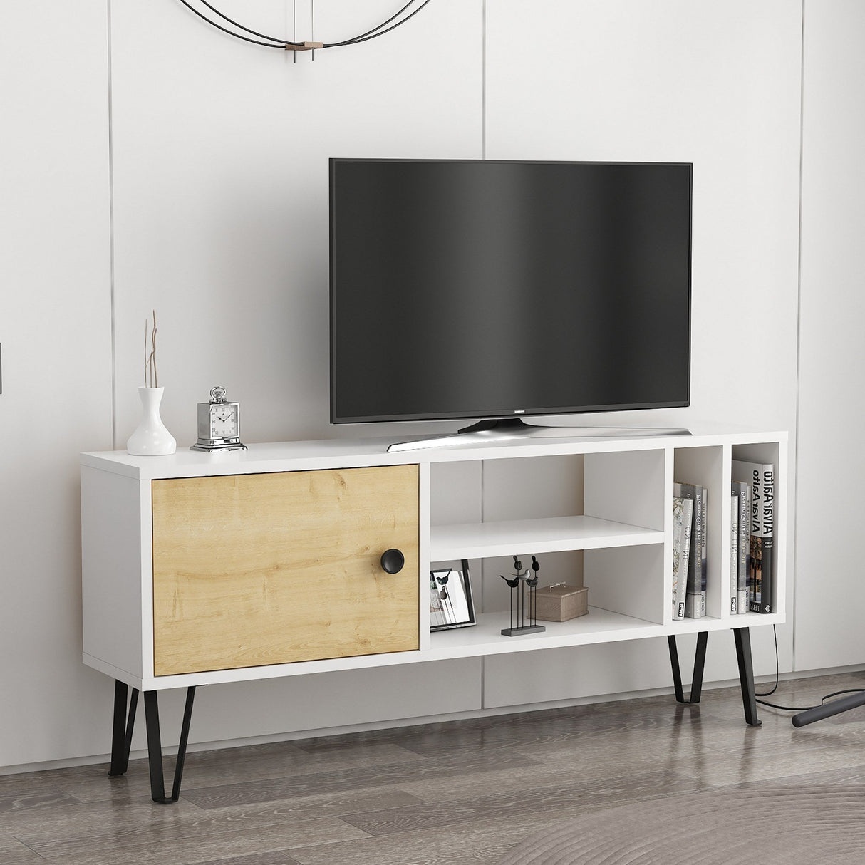 Comodă TV Arven, Diverse culori, Diverse dimensiuni - Alb - Stejar - 120x25x52 cm | SKU: 935CMN2303 | Comodă TV Arven, varianta Alb - Stejar - 120x25x52 cm, produs pentru amenajarea locuinței, disponibil online în România la CasaMob