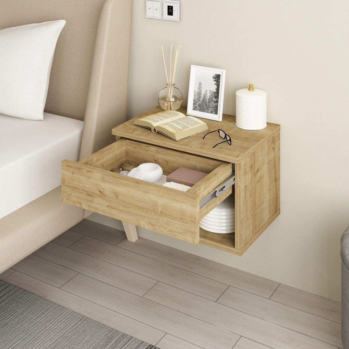 Noptieră Rıbes, Diverse culori, 45x32x29 cm - Stejar | SKU: 935CMN2408 | Noptieră Rıbes, 45x32x29 cm, varianta Stejar, produs pentru amenajarea locuinței, disponibil online în România la CasaMob