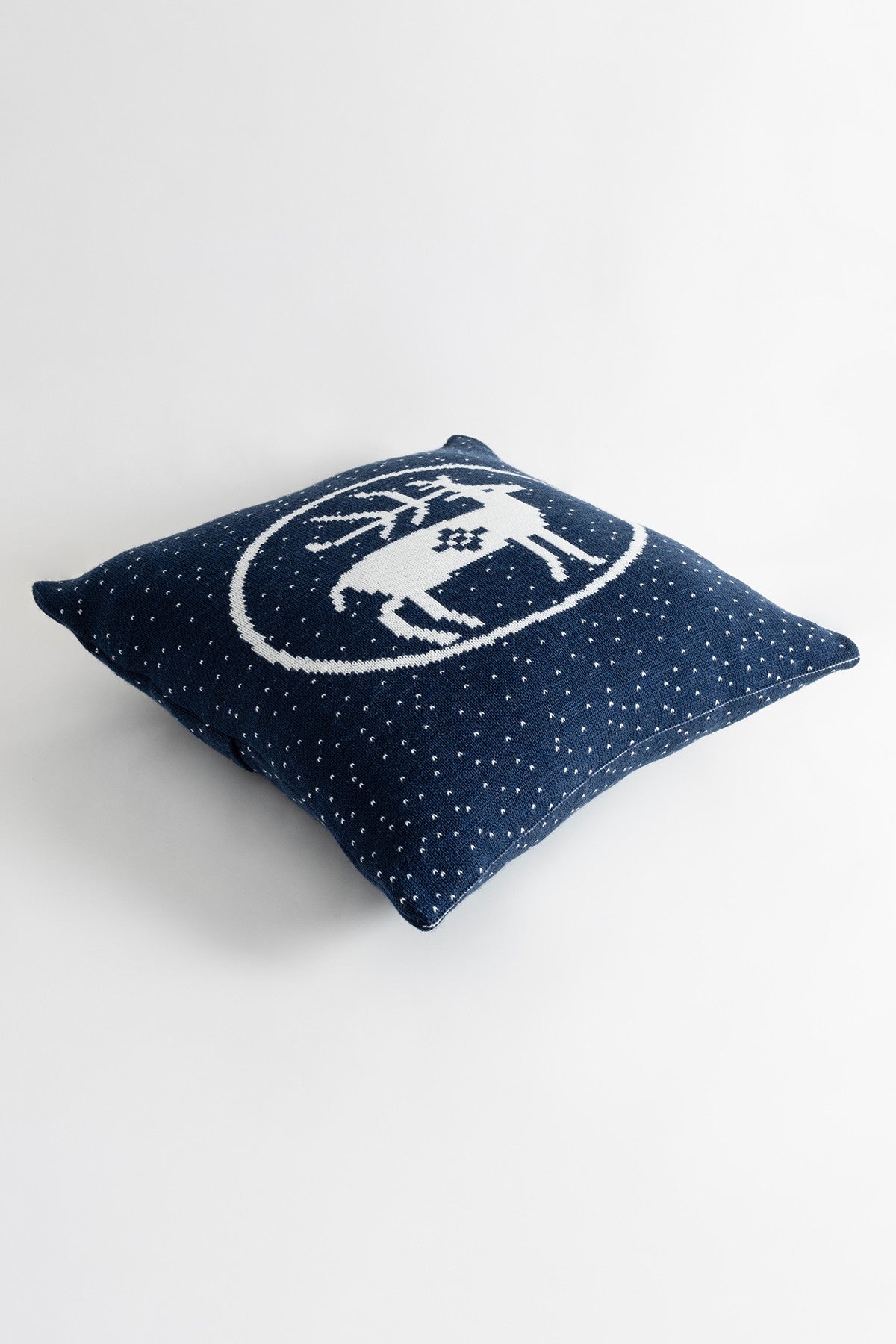 Pernă decorativă Destino, Diverse culori, 45x45 cm - Albastru | SKU: 937ELT1261 | Pernă decorativă Destino, 45x45 cm, varianta Albastru, produs pentru amenajarea locuinței, disponibil online în România la CasaMob