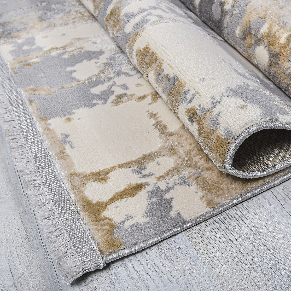 Covor Notta 1100, Gri - Bej - Crem, Diverse dimensiuni - 160x230x1 cm | SKU: 952CCL1109 | Covor Notta 1100, Gri - Bej - Crem, varianta 160x230x1 cm, produs pentru amenajarea locuinței, disponibil online în România la CasaMob