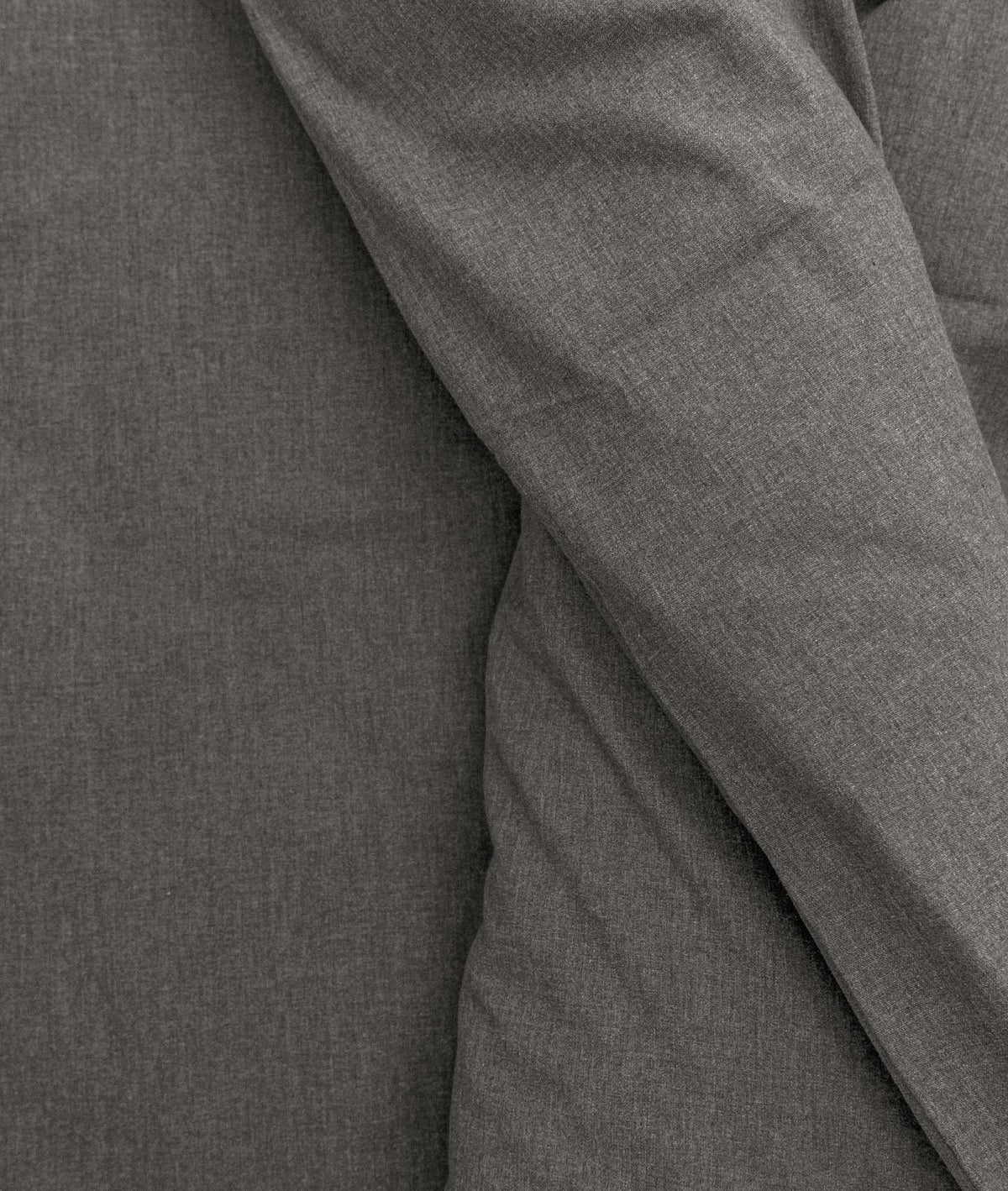 Gri | SKU: 962ELT2115 | Set lenjerie de pat dublă Calmo, 200x220 cm, varianta Gri, produs pentru amenajarea locuinței, disponibil online în România la CasaMob