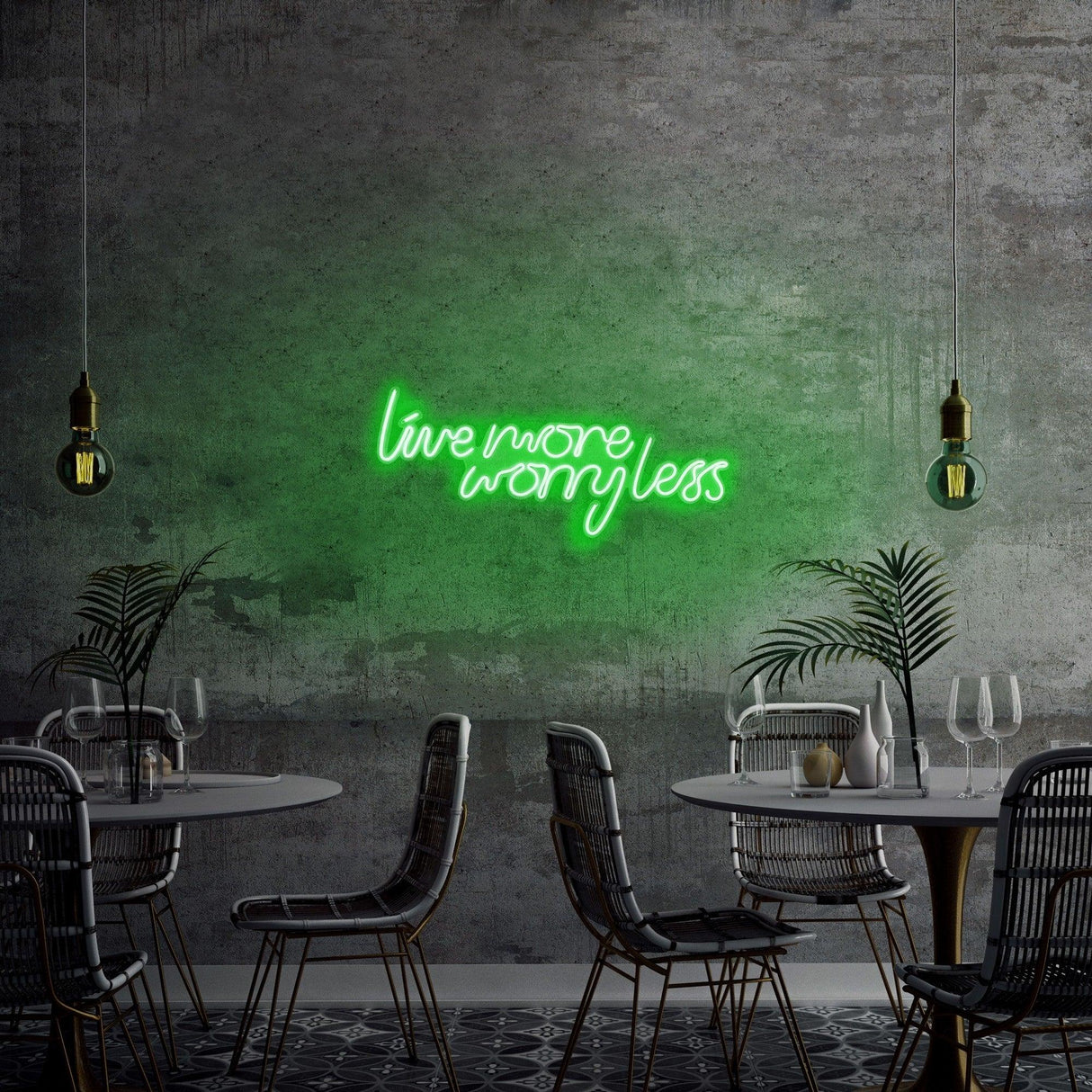 Aplica de Perete Neon Live More Worry Less, 67x36 cm - Verde