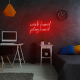 Aplica de Perete Neon Work Hard Play Hard, 55x36 cm - Rosu
