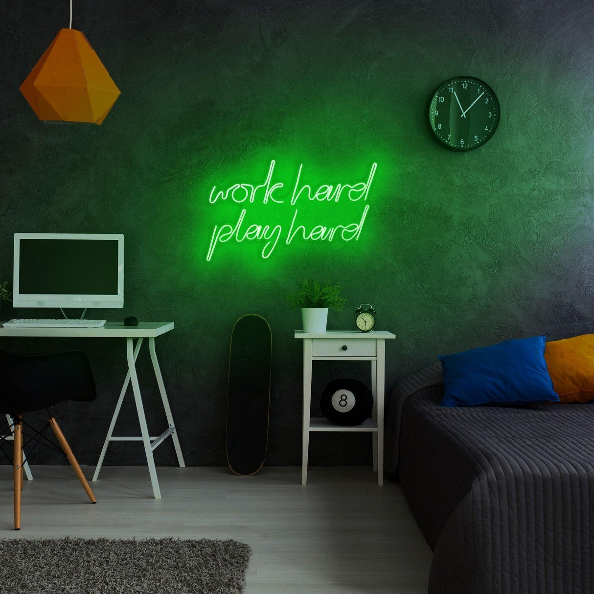 Aplica de Perete Neon Work Hard Play Hard, 55x36 cm - Verde
