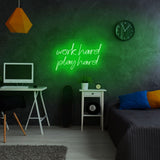 Aplica de Perete Neon Work Hard Play Hard, 55x36 cm - Verde