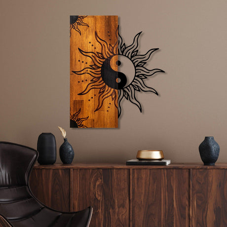 Decoratiune de perete lemn Yin Yang, Nuc, 50x58 cm