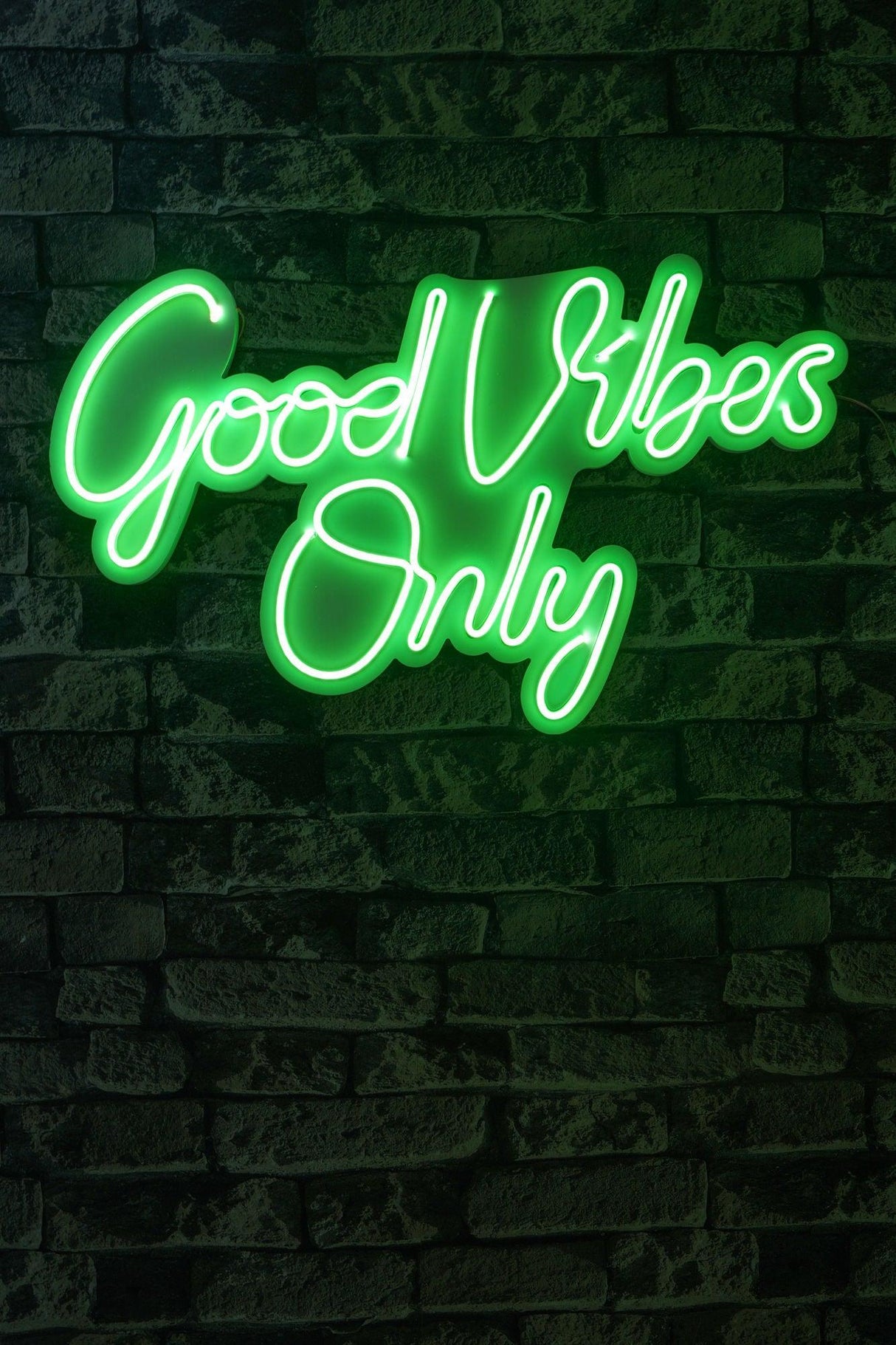 Lampa Neon Good Vibes Only 2, 37x62 cm - Verde