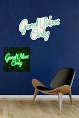 Lampa Neon Good Vibes Only 2, 37x62 cm - Verde