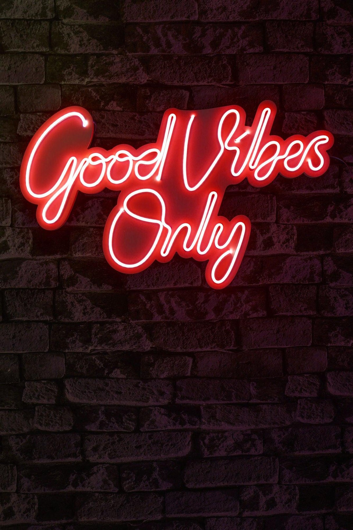 Lampa Neon Good Vibes Only 2, 37x62 cm - Roșu