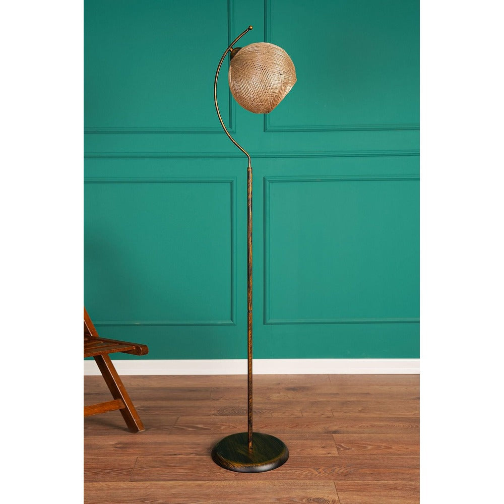 Lampadar Chaper, Auriu